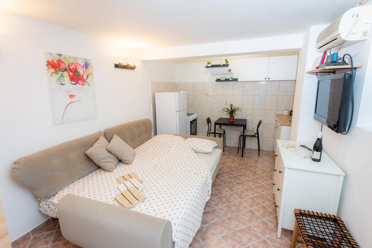 Studio Apartment Silva Kotor Eksteriør billede