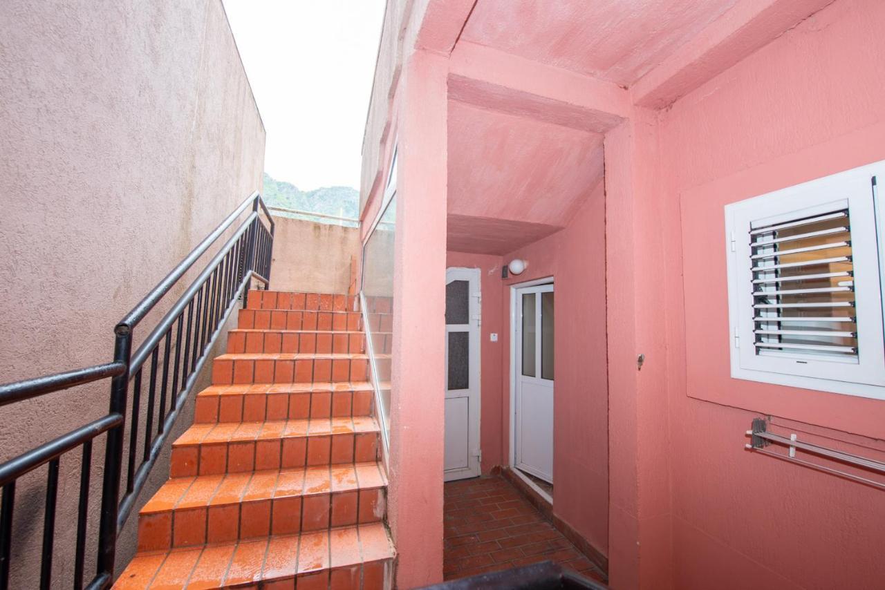 Studio Apartment Silva Kotor Eksteriør billede